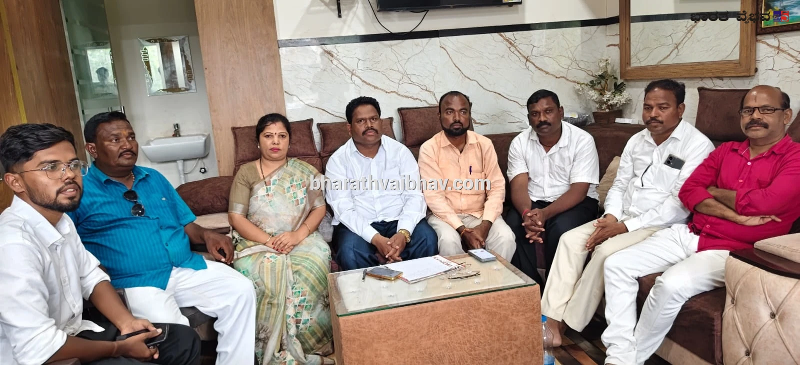 news_1781017853_0_348.webp
