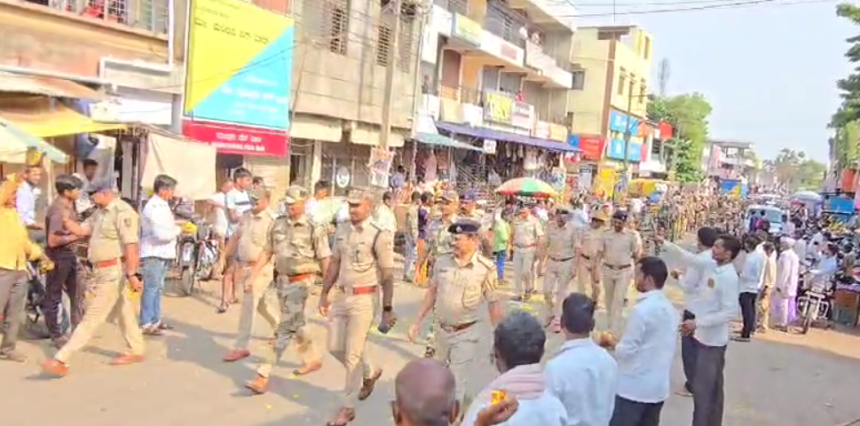 ಇಂದು ಹುಕ್ಕೇರಿ ಪಟ್ಟಣದಲ್ಲಿ ಪ್ಯಾರಾ ಮಿಲಿಟರಿ ಪಡೆಯಿಂದ ಪಥ ಸಂಚಲನೆ