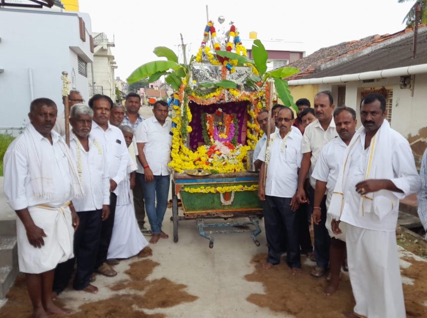 ಯಾದವ ಸಂಘದಿಂದ ಶ್ರೀಕೃಷ್ಣನ ಕೈ ಥೇರಿನ ರಥೋತ್ಸವ