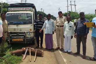 ಶ್ರೀಗಂಧ ಕಳ್ಳರನ್ನು ಬಂಧಿಸಿದ ಪಿಎಸ್ಐ ಎಸ್ ಆರ್ ನಾಯಕ್