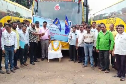 ಬಸ್ಸುಗಳ ಮೂಲಕ ಸುಮಾರು (200) ಎರಡನೂರು ಜನ ತೀರ್ಥಯಾತ್ರೆಗೆ ಪ್ರಯಾಣ