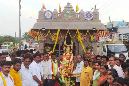 ಕನ್ನಡ ರಥಯಾತ್ರೆಗೆ ಭವ್ಯ ಸ್ವಾಗತ