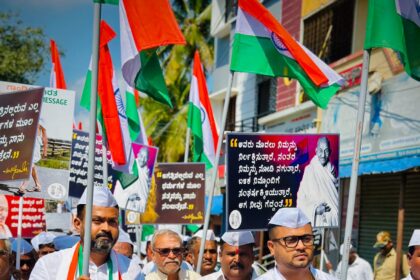 ಸುಳ್ಳಿಗೆ ತಡೆ ಹಾಕಿ ಸತ್ಯ, ಅಂಹಿಸೆ ಎತ್ತಿ ಹಿಡಿಯಬೇಕಿದೆ : ಚನ್ನರಾಜ ಹಟ್ಟಿಹೊಳಿ,ಹಿರೇಬಾಗೇವಾಡಿ, ಗಾಂಧಿ ನಡಿಗೆ ಕಾರ್ಯಕ್ರಮ