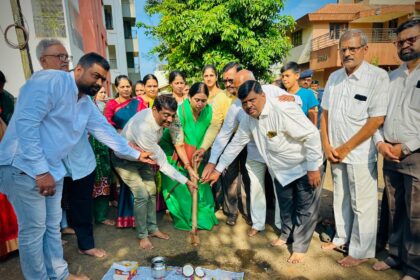 ರಸ್ತೆ ನಿರ್ಮಾಣ ಕಾಮಗಾರಿಗೆ ಸಚಿವೆ ಲಕ್ಷ್ಮೀ ಹೆಬ್ಬಾಳಕರ್ ಪೂಜೆ