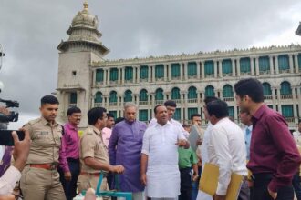 ಚಳಿಗಾಲ ಅಧಿವೇಶನ : ಅಗತ್ಯ ಸಿದ್ಧತೆಗಳನ್ನು ಮಾಡಿಕೊಳ್ಳಿ : ಸಭಾಧ್ಯಕ್ಷ ಯು.ಟಿ.ಖಾದರ ಸೂಚನೆ 