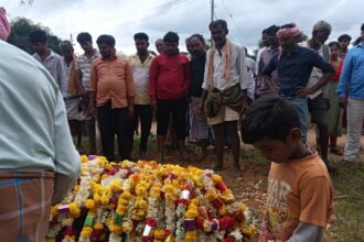 ಚಿಲಕಲನೇರ್ಪು ; ಸಾಲ ಬಾಧೆ ನೇಣು ಬಿಗಿದುಕೊಂಡು ರೈತ ಶ್ರೀನಿವಾಸ್ ಆತ್ಮ ಹತ್ಯೆ.