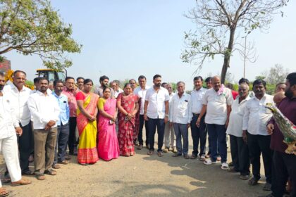 ರಸ್ತೆ ಅಭಿವೃದ್ಧಿ ಕಾಮಗಾರಿಗೆ ಭೂಮಿ ಪೂಜೆ