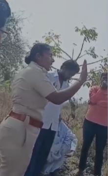 ಜಾತಿ ನಿಂದನೆಗೆ ರಟಕಲ್ ಠಾಣೆ ಪಿಎಸ್ಐ ಅಮಾನತು ಜಾತಿ ನಿಂದನೆಗೆ ರಟಕಲ್ ಠಾಣೆ ಪಿಎಸ್ಐ ಅಮಾನತು