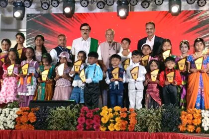 ಎಸ್ ಡಿ. ವಿ ಎಸ್ ಆಂಗ್ಲ ಮಾಧ್ಯಮ ಶಾಲೆಯಲ್ಲಿ 24ನೇ ವರ್ಷದ ಶಾಲಾ ವಾರ್ಷಿಕೋತ್ಸವ