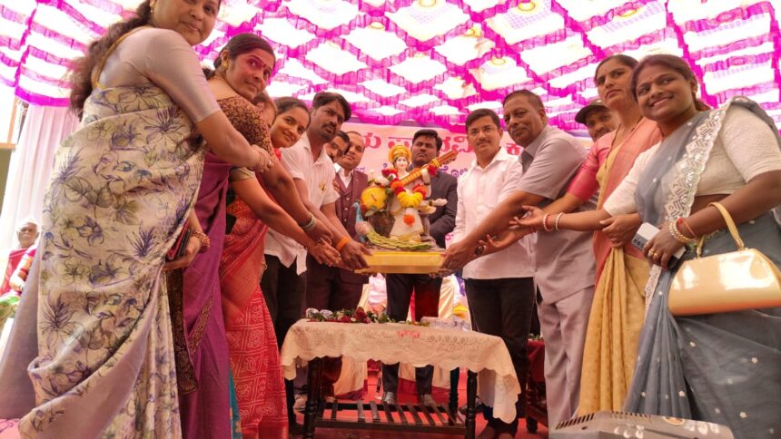 ನನ್ನ ಶಾಲೆ, ನನ್ನ ಜವಾಬ್ದಾರಿ ಕಾರ್ಯಕ್ರಮ ಆಯೋಜನೆ ಮೂಲಕ ಬೆಳಗಾವಿ ಜಿಲ್ಲೆಗೆ ಮಾದರಿಯಾದ ಹಿರೇಹಟ್ಟಿಹೊಳಿ ಸರ್ಕಾರಿ ಶಾಲೆ. ನನ್ನ ಶಾಲೆ, ನನ್ನ ಜವಾಬ್ದಾರಿ ಕಾರ್ಯಕ್ರಮ ಆಯೋಜನೆ ಮೂಲಕ ಬೆಳಗಾವಿ ಜಿಲ್ಲೆಗೆ ಮಾದರಿಯಾದ ಹಿರೇಹಟ್ಟಿಹೊಳಿ ಸರ್ಕಾರಿ ಶಾಲೆ.