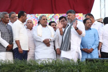 ಮಹಾತ್ಮಾ ಗಾಂಧೀಜಿ ಪ್ರತಿಮೆ‌ ಅನಾವರಣ ಸಮಾರಂಭ : ಸ್ಥಳ ಪರಿಶೀಲಿಸಿದ ಮುಖ್ಯಮಂತ್ರಿ ಸಿದ್ದರಾಮಯ್ಯನವರು ಹಾಗೂ ಉಪ ಮುಖ್ಯಮಂತ್ರಿ ಡಿ.ಕೆ.ಶಿವಕುಮಾರ್