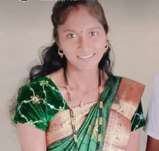 ವೈದ್ಯನ ನಿರ್ಲಕ್ಷ್ಯದಿಂದ ಸಾವನ್ನಪ್ಪಿದ ಒಂಬತ್ತು ತಿಂಗಳ ತುಂಬು ಗರ್ಭಿಣಿ. ವೈದ್ಯನ ನಿರ್ಲಕ್ಷ್ಯದಿಂದ ಸಾವನ್ನಪ್ಪಿದ ಒಂಬತ್ತು ತಿಂಗಳ ತುಂಬು ಗರ್ಭಿಣಿ.