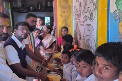 ಗಣರಾಜೋತ್ಸವ ನಿಯಮಿತ ಬಾನಂತಿಕೋಡಿ ಶಾಲಾ ಮುದ್ದು ಮಕ್ಕಳಿಗೆ ‌ಸಿಹಿ ತಿಂಡಿ‌ ಹಂಚಿಕ್ಕೆ .