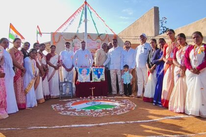 ಸಂವಿಧಾನವನ್ನು ಗೌರವಿಸುತ್ತ ದೇಶದ ಪ್ರಗತಿಗೆ ಕೈಜೋಡಿಸಬೇಕು : ಕಮಲಾ ಕರೆಮ್ಮನವರ.