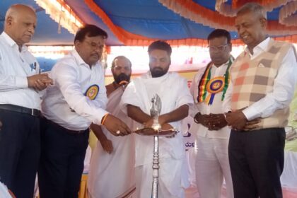 ಗೊಲ್ಲರಹಟ್ಟಿಯಲ್ಲಿ ಉತ್ತರ ಕರ್ನಾಟಕ ವಿಶ್ವಕರ್ಮ ಕ್ಷೇಮಾಭಿವೃದ್ಧಿ ಸಂಘದ ೪೩ನೇ ವರ್ಷದ ಸಂಭ್ರಮಾಚರಣೆ ಮತ್ತು ಸಂಕ್ರಾಂತಿ ಸಮ್ಮಿಲನ