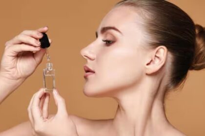 ರಾತ್ರಿ ಮಲಗುವ ಮುನ್ನ ಇದನ್ನ ಮುಖಕ್ಕೆ ಹಚ್ಚಿದರೆ 10 ವರ್ಷ ವಯಸ್ಸು ಕಡಿಮೆಯಾಗುತ್ತೆ!