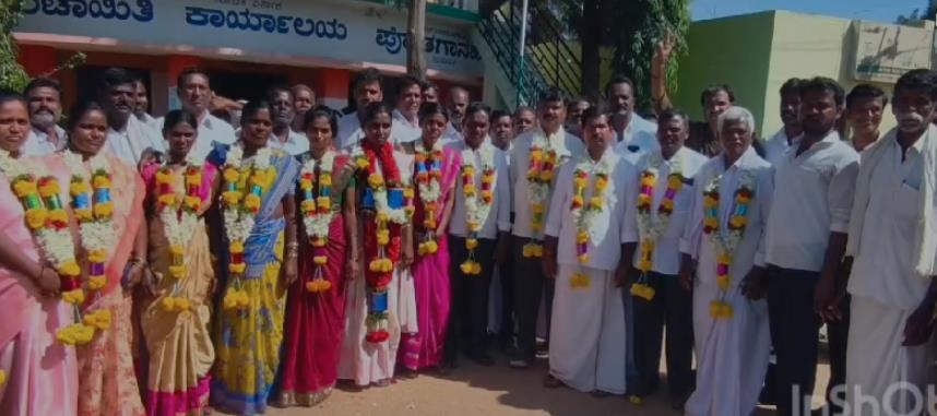 ಪಂಚಾಯಿತಿ ಅಧ್ಯಕ್ಷ ಚುನಾವಣೆಯಲ್ಲಿ ಮಂಜುಳಾ ಮಂಜುನಾಥ್ 15 ಮತಗಳ ಪಡೆದು ಅಧ್ಯಕ್ಷ ಸ್ಥಾನಕ್ಕೆ ಆಯ್ಕೆ ಪಂಚಾಯಿತಿ ಅಧ್ಯಕ್ಷ ಚುನಾವಣೆಯಲ್ಲಿ ಮಂಜುಳಾ ಮಂಜುನಾಥ್ 15 ಮತಗಳ ಪಡೆದು ಅಧ್ಯಕ್ಷ ಸ್ಥಾನಕ್ಕೆ ಆಯ್ಕೆ