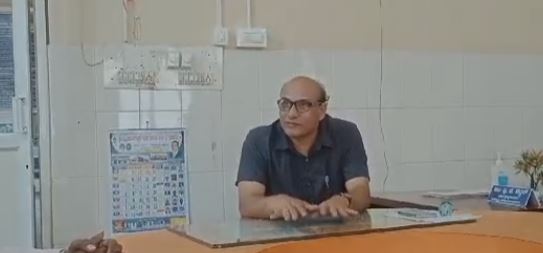 ಬಾದಾಮಿ ತಾಲೂಕಾ ಆಸ್ಪತ್ರೆ ಬ್ಯಾಟರಿ ಶಿಫ್ಟಿಂಗ್ ವಿಚಾರದಲ್ಲಿ ಯಾರ್ಯಾರು ಭಾಗಿಯಾಗಿದ್ರು,ಖಾಸಗಿ ಬ್ಯಾಟರಿ ಎಜನ್ಸಿ ಯವರ ಪಾತ್ರ ಏನು. ಬಾದಾಮಿ ತಾಲೂಕಾ ಆಸ್ಪತ್ರೆ ಬ್ಯಾಟರಿ ಶಿಫ್ಟಿಂಗ್ ವಿಚಾರದಲ್ಲಿ ಯಾರ್ಯಾರು ಭಾಗಿಯಾಗಿದ್ರು,ಖಾಸಗಿ ಬ್ಯಾಟರಿ ಎಜನ್ಸಿ ಯವರ ಪಾತ್ರ ಏನು.