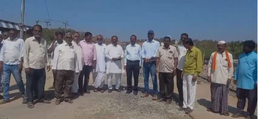 ಆಲಮಟ್ಟಿ ರೈಲ್ವೆ ನಿಲ್ದಾಣದಲ್ಲಿ ಕೆಳಸೇತುವೆ ನಿರ್ಮಾಣಕ್ಕೆ ಸ್ಥಳ ಪರಿಶೀಲನೆ