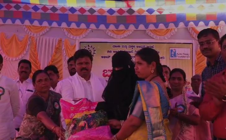 ಅಂಗನವಾಡಿ ಕೇಂದ್ರಗಳು ಖಾಸಗಿ ಶಾಲೆಗಳಿಗೆ ಪೈಪೋಟಿ ನೀಡುತ್ತಿವೆ:ಶಾಸಕ ಬಸನಗೌಡ ದದ್ದಲ್ ಅಂಗನವಾಡಿ ಕೇಂದ್ರಗಳು ಖಾಸಗಿ ಶಾಲೆಗಳಿಗೆ ಪೈಪೋಟಿ ನೀಡುತ್ತಿವೆ:ಶಾಸಕ ಬಸನಗೌಡ ದದ್ದಲ್