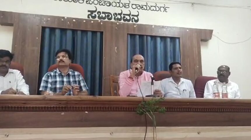 ಕಾರ್ಮಿಕರಿಗೆ ಕಿಟ್ ವಿತ್ತರಿಸಿ ಹಾಗೂ ಬೋಗಸ್ ಕಾರ್ಡ್ ರದ್ದಾಗಬೇಕು ಶಾಸಕ ಅಶೋಕ ಪಟ್ಟಣ ಕಾರ್ಮಿಕರಿಗೆ ಕಿಟ್ ವಿತ್ತರಿಸಿ ಹಾಗೂ ಬೋಗಸ್ ಕಾರ್ಡ್ ರದ್ದಾಗಬೇಕು ಶಾಸಕ ಅಶೋಕ ಪಟ್ಟಣ