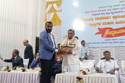 ಗ್ರಾಹಕರ ವ್ಯಾಜ್ಯಗಳ  ಶಾಶ್ವತ ಪರಿಹಾರಕ್ಕಾಗಿ ಆಯೋಗ ಸಹಕಾರಿ ಆಹಾರ ಸಚಿವ ಕೆಹೆಚ್. ಮುನಿಯಪ್ಪ.