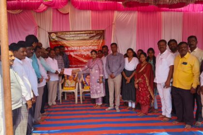 ಅನಿರ್ದಿಷ್ಟಾ ಅವಧಿ ಮುಷ್ಕರ ಸ್ಥಳಕ್ಕೆ ಬಾದಾಮಿ ಶಾಸಕರು ಭೀಮಶೇನ್, ಬಿ, ಚಿಮ್ಮನಕಟ್ಟಿ ಭೇಟಿ.