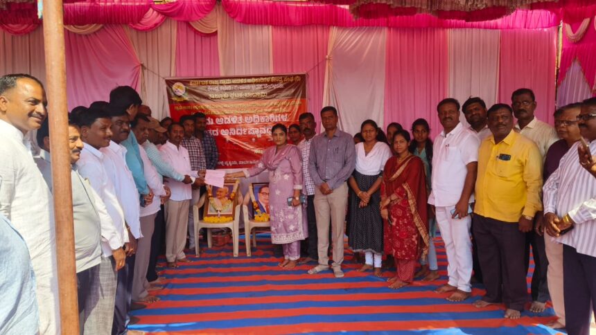 ಅನಿರ್ದಿಷ್ಟಾ ಅವಧಿ ಮುಷ್ಕರ ಸ್ಥಳಕ್ಕೆ ಬಾದಾಮಿ ಶಾಸಕರು ಭೀಮಶೇನ್, ಬಿ, ಚಿಮ್ಮನಕಟ್ಟಿ ಭೇಟಿ.