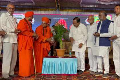 ಬಸವಲಿಂಗ ಸ್ವಾಮೀಜಿ ಮಕ್ಕಳಿಗೆ ಉಚಿತ ಶಿಕ್ಷಣ ಅನ್ನದಾಸೋಹ ನಡೆಸುತ್ತಿರುವುದು ಮಾದರಿ ಕೆಲಸ.. ಗೃಹ ಸಚಿವ ಜಿ ಪರಮೇಶ್ವರ.