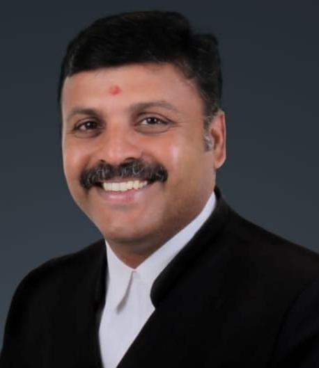 ಬೆಂಗಳೂರು ವಕೀಲರ ಸಂಘದ ಪ್ರಧಾನ ಕಾರ್ಯದರ್ಶಿಯಾಗಿ ಪ್ರವೀಣ್ ಗೌಡ ಆಯ್ಕೆ ಬೆಂಗಳೂರು ವಕೀಲರ ಸಂಘದ ಪ್ರಧಾನ ಕಾರ್ಯದರ್ಶಿಯಾಗಿ ಪ್ರವೀಣ್ ಗೌಡ ಆಯ್ಕೆ