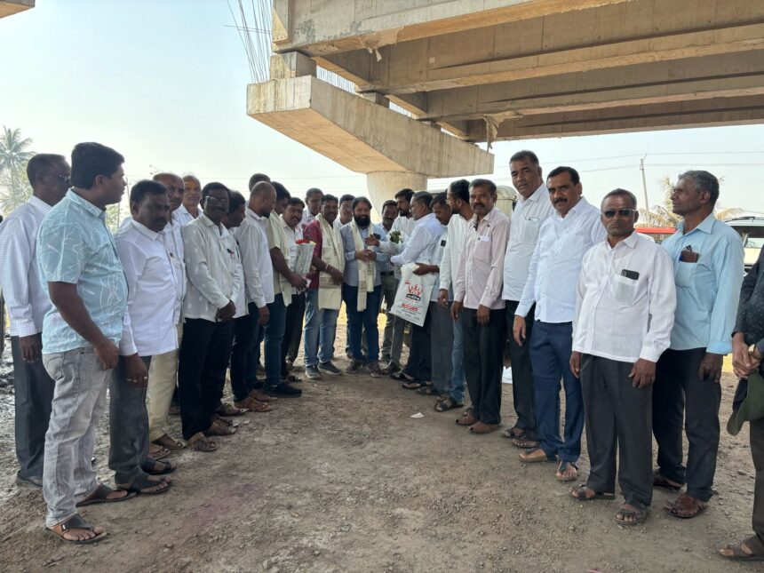 ಮಂಗೂರು ನೀರು ಕಾಲುವೆ ತುಂಬುವ ಸಮಸ್ಯೆ ಕೊನೆಗು ಯಶಸ್ವಿಯಾಗಿದೆ.