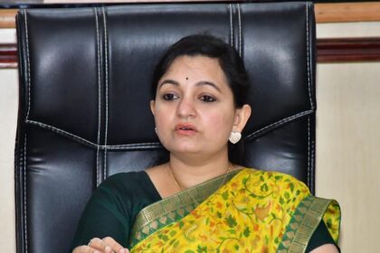 ಜಿಲ್ಲಾಮಟ್ಟದಲ್ಲಿ ಪಂಚ ಗ್ಯಾರಂಟಿಗಳ ಪ್ರಗತಿ ಕುರಿತು ಕಿರುಪುಸ್ತಕ ಬಿಡುಗಡೆ ಜಿಲ್ಲಾಧಿಕಾರಿ ದಿವ್ಯ ಪ್ರಭು