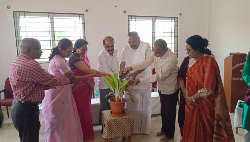 ನೂತನ ವಸತಿ ನಿಲಯ ಕಟ್ಟಡ ಉದ್ಘಾಟನೆ
