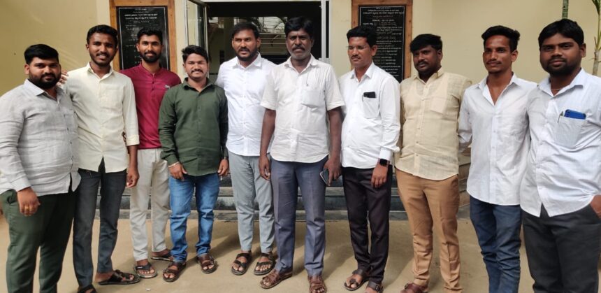 ಅಲೆಮಾರಿ ಬುಡ್ಗ ಜಂಗಮ ಜಾತಿಯ ಯುವತಿಯರ ಸಾವು ಸಂಶಯಾಸ್ಪದ : ಅಂಬೇಡ್ಕರ ಜಿಲ್ಲಾ ಅಧ್ಯಕ್ಷ ಮಹೇಶ್