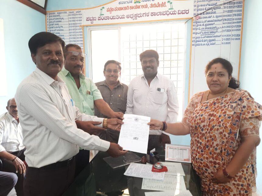 ಎನ್.ಹೆಚ್.ಪಿ.ಎಸ್. ಶಾಲೆಗೆ ಇ-ಖಾತಾ ನೀಡಿದ ಪ.ಪಂ. ಅಧ್ಯಕ್ಷೆ ಸ್ವಪ್ನ ನಟೇಶ್ ಎನ್.ಹೆಚ್.ಪಿ.ಎಸ್. ಶಾಲೆಗೆ ಇ-ಖಾತಾ ನೀಡಿದ ಪ.ಪಂ. ಅಧ್ಯಕ್ಷೆ ಸ್ವಪ್ನ ನಟೇಶ್