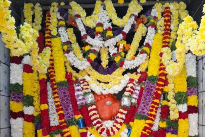 ಆಂಜನೇಯಸ್ವಾಮಿಗೆ  ಶಿವರಾತ್ರಿ ಹಬ್ಬದ ಪ್ರಯುಕ್ತ ವಿಶೇಷ ಅಲಂಕಾರ