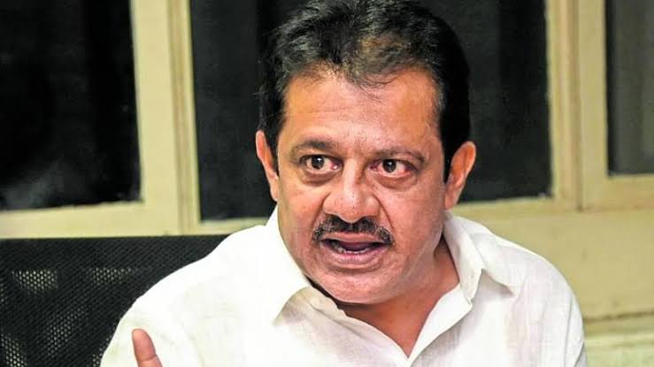 ಸಿದ್ದರಾಮಯ್ಯ ಬೆಂಕಿ ಇದ್ದಂತೆ, ಮುಟ್ಟಲು ಹೋದರೆ ಭಸ್ಮ ಆಗುತ್ತಾರೆ : ಜಮೀರ್ ಅಹ್ಮದ್ ಸಿದ್ದರಾಮಯ್ಯ ಬೆಂಕಿ ಇದ್ದಂತೆ, ಮುಟ್ಟಲು ಹೋದರೆ ಭಸ್ಮ ಆಗುತ್ತಾರೆ : ಜಮೀರ್ ಅಹ್ಮದ್