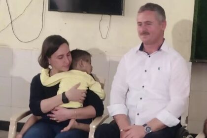 ವಿಶೇಷಚೇತನ ಮಗುವನ್ನು ದತ್ತು ಪಡೆದ ಇಟಲಿ ದೇಶದ ದಂಪತಿ