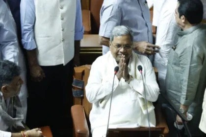 4 ಲಕ್ಷ ಕೋಟಿಗೂ ಅಧಿಕ ಗಾತ್ರದ ದಾಖಲೆಯ ಬಜೆಟ್ ಮಂಡಿಸಿದ ಸಿಎಂ ಸಿದ್ದರಾಮಯ್ಯ