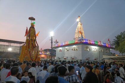 ಚಿನ್ನದ ನಾಡಿನ ಪವಾಡ ಪುರುಷ ಶ್ರೀ ಲಿಂಗವಧೂತ ರಥೋತ್ಸವ