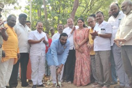 ಪೋಲಿಸ್ ಠಾಣೆಯ ನೂತನ ಕಟ್ಟಡದ ಕಾಮಗಾರಿಯ ಭೂಮಿ ಪೂಜೆ ನೆರವೇರಿಸಿದ ಶಾಸಕ ವಿಜಯಾನಂದ ಕಾಶಪ್ಪನವರ