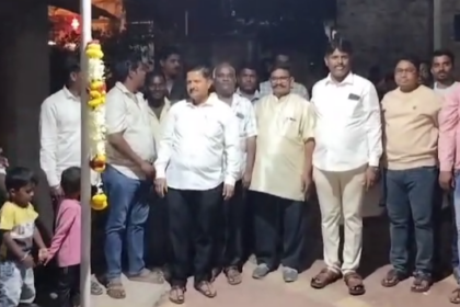 ಇಂದಿರಾ ನಗರದಲ್ಲಿ ಹೈಮಾಸ್ಟ್ ದೀಪ ಉದ್ಘಾಟನೆಯ ಹಾಗೂ ಕ್ರಿಕೇಟ್ ಆಟಗಾರರಿಗೆ ಟಿ -ಶರ್ಟ್ ಮತ್ತು ಬ್ಯಾಟ್ ಬಾಲ್ ವಿತರಣೆ.