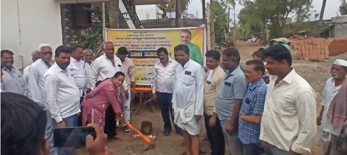 ದೇವರ ಹಿಪ್ಪರಗಿ ಮತಕ್ಷೇತ್ರದ ವಿವಿಧ ಕಾಮಗಾರಿಗಳಿಗೆ ಗುದ್ದಲಿ ಪೂಜೆ ಕಾರ್ಯಕ್ರಮ