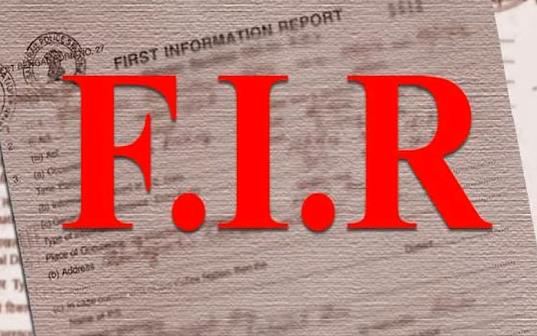 ವರದಕ್ಷಿಣೆ ನೀಡಲು ನಿರಾಕರಣೆ: ಕಲ್ಯಾಣ ಮಂಟಪದಿಂದ ವರ ಪರಾರಿ ವರದಕ್ಷಿಣೆ ನೀಡಲು ನಿರಾಕರಣೆ: ಕಲ್ಯಾಣ ಮಂಟಪದಿಂದ ವರ ಪರಾರಿ