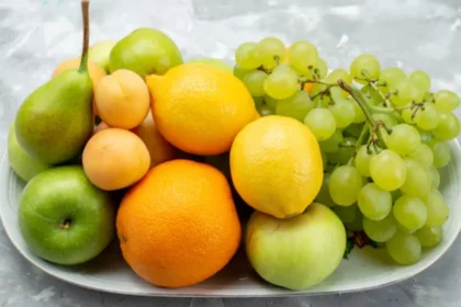 ಈ ಸಮಯದಲ್ಲಿ ಹಣ್ಣುಗಳನ್ನು ಸೇವಿಸಿದರೆ, ಅದು ವಿಷವಾಗುತ್ತೆ