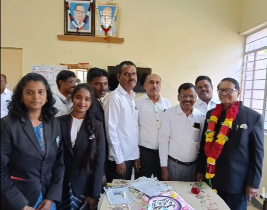 ವಕೀಲ ಶಿವಕುಮಾರ್ ರವರ 71ನೇ ಹುಟ್ಟುಹಬ್ಬ ಆಚರಣೆ ವಕೀಲ ಶಿವಕುಮಾರ್ ರವರ 71ನೇ ಹುಟ್ಟುಹಬ್ಬ ಆಚರಣೆ