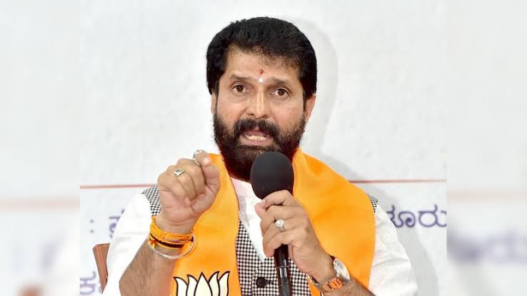 ಬಜೆಟ್ ನಿಂದ ಮೊಹಮ್ಮದ್ ಅಲಿ ಜಿನ್ನಾ ಆತ್ಮಕ್ಕೆ ಸಂತಸ : ಸಿ. ಟಿ ರವಿ ಬಜೆಟ್ ನಿಂದ ಮೊಹಮ್ಮದ್ ಅಲಿ ಜಿನ್ನಾ ಆತ್ಮಕ್ಕೆ ಸಂತಸ : ಸಿ. ಟಿ ರವಿ