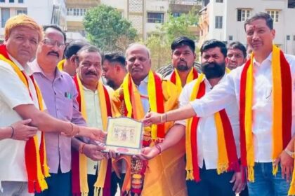 ಮರಾಠಿ ಗುಂಡಾಗೆ ಬೆದರದೆ ಕನ್ನಡ ಮಾತನಾಡಿ ಧೈರ್ಯ ಪ್ರದರ್ಶಿಸಿದ ಪಿಡಿಓ ಗೆ ಸನ್ಮಾನ