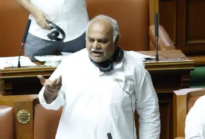 ನೇಕಾರರಿಗೆ ಉದ್ಯೋಗ ನೀಡಲು ರಾಜ್ಯ ಸರ್ಕಾರ ಕ್ರಮ : ಶಿವಾನಂದ ಪಾಟೀಲ ನೇಕಾರರಿಗೆ ಉದ್ಯೋಗ ನೀಡಲು ರಾಜ್ಯ ಸರ್ಕಾರ ಕ್ರಮ : ಶಿವಾನಂದ ಪಾಟೀಲ