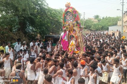 ವೀರಭದ್ರೇಶ್ವರ ದೇವರ ಪರಬೋಳ ಮೆರವಣಿಗೆ